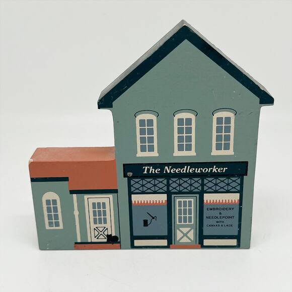 Vintage 1995 The Cat's Meow Needleworker Series XIII Wooden Shelf Sitter - Picture 1 of 7